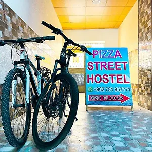 호스텔 Pizza Street, 아카바
